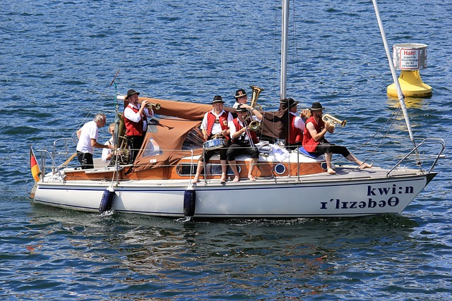 西部局势动荡不安，戴维斯复出引爆战局，太阳遗憾跌出附加赛.