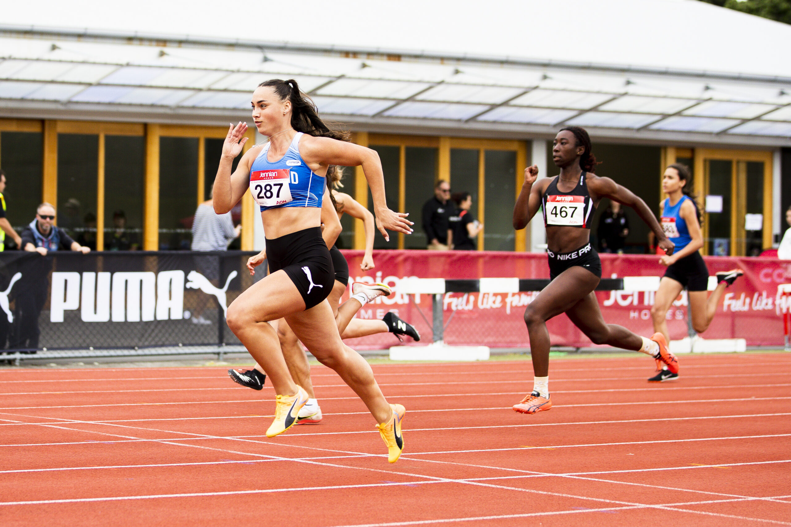 热搜第一！国足输球排名垫底，仍有出线机会，最后三轮力拼奇迹.