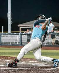 姆巴佩被西 姆巴佩被西